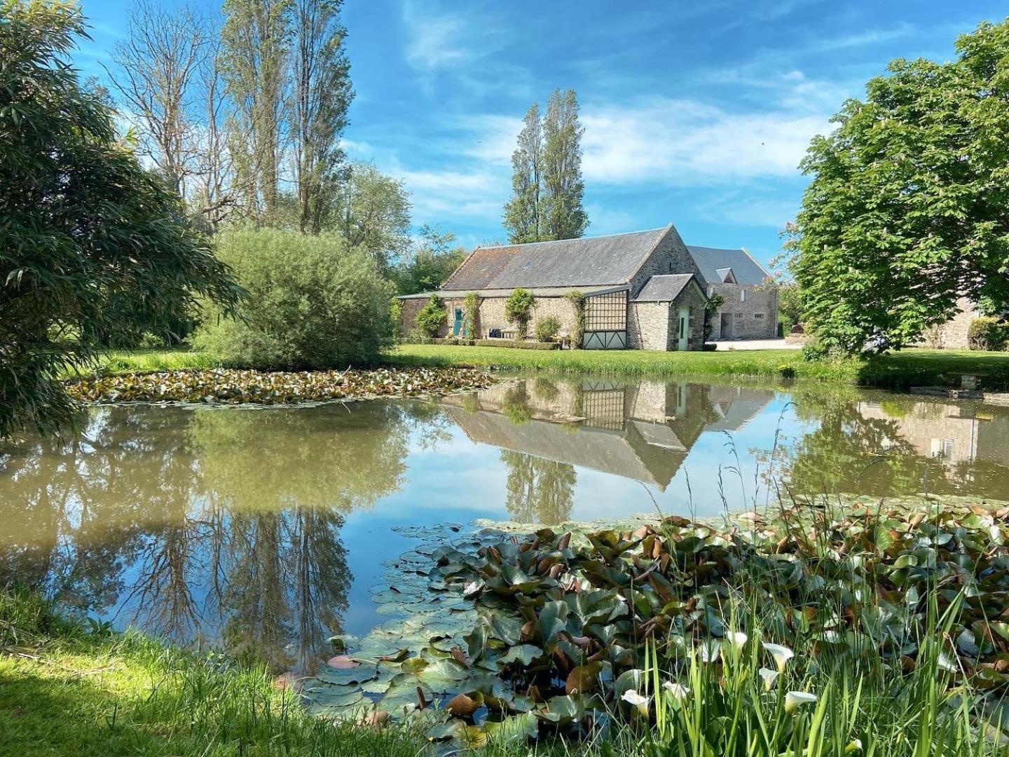 Chambres D'Hotes & Gites - Domaine Les Sources Portbail Exterior foto